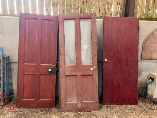 6 MIXED WOODEN DOORS (311)