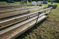 2 SHEEP LAMBING FEEDERS (88) - 5