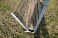 1 X 12' SHEEP FEED BARRIER & TROUGH (91) - 10