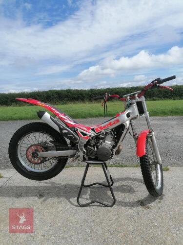 2004 BETA REV 200CC TRIALS BIKE
