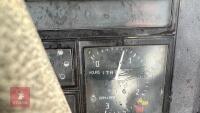 1991 CASE INTERNATIONAL 695 2WD TRACTOR - 6