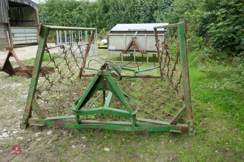 16' HYDRUALIC FOLDING CHAIN HARROWS