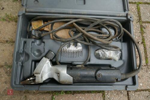 LISTER ELECTRIC CATTLE CLIPPERS