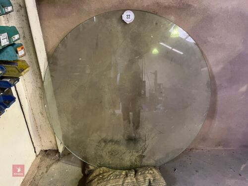CIRCULAR GLASS PIECE (22)
