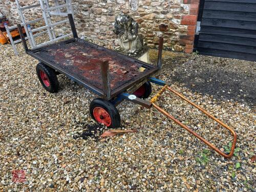 4 WHEELED TROLLEY 5' X 2'6'' (296)