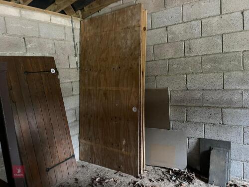 7 SHEETS OF PLY & HARDBOARD 8'X4' (309)