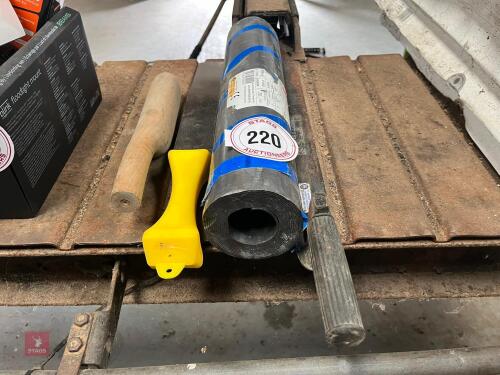 NEW ROLL OF LEAD & ASSOCIATED TOOLS (220