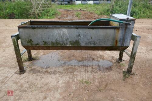 GALVANISED TIPPING WATER TROUGH