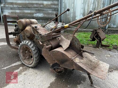 LANDMASTER GARDEN HOE