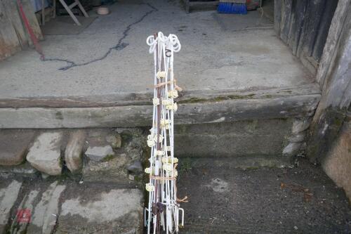 15 RAPPA PIG TAIL ELECTRIC FENCE STAKES