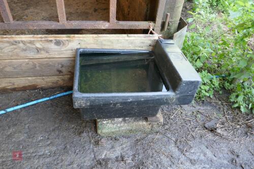JFC DT10 SINGLE PLASTIC WATER TROUGH