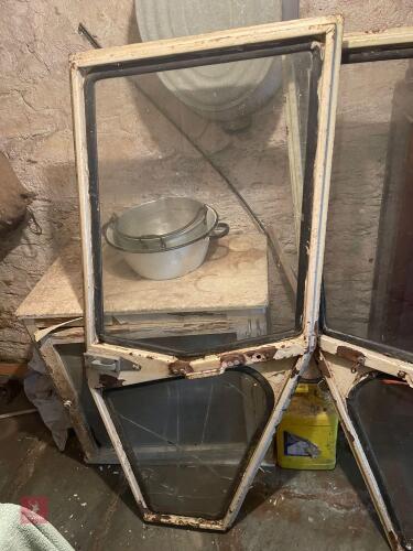 1 FIAT 80 SERIES DOORS