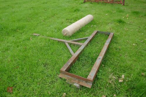 GRANITE ROLLER IN STEEL FRAME