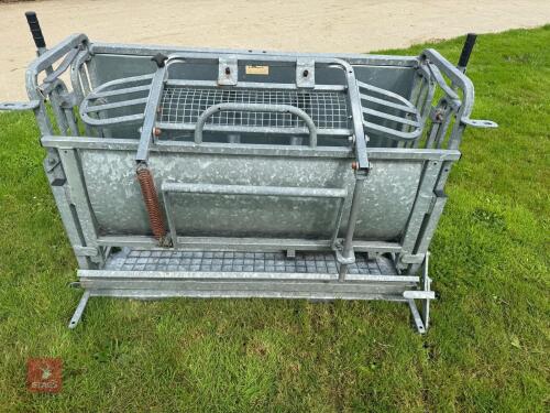 BATEMAN TURNOVER CRATE