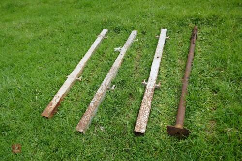 3 METAL HANGING POSTS