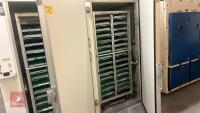 1999 BRISTOL INCUBATOR (12,000) * RESERVE ADDED - 6