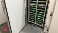 PAUL BROOKES INCUBATOR (18,000) * RESERVE ADDED - 10