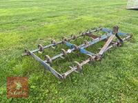 9 SPRING TINE CULTIVATOR