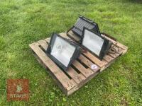 3 FLOOD LIGHTS