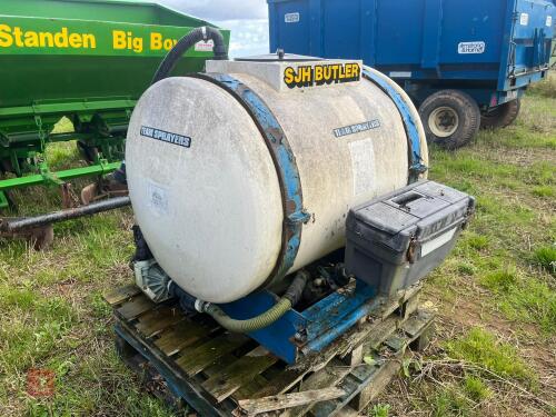 TEAM SPRAYERS 120 GALLON HEADER TANK