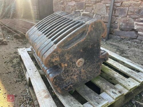12 X 55KG AGCO FRONT WEIGHTS