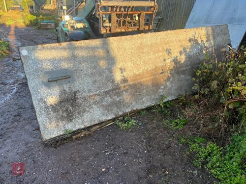 13'10'' SHEETED DOOR (4)