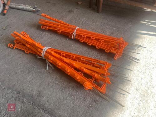 20 ORANGE ELECTRIC FENCING STAKES