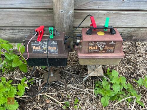 2 HOTLINE P150 ELECTRIC FENCERS