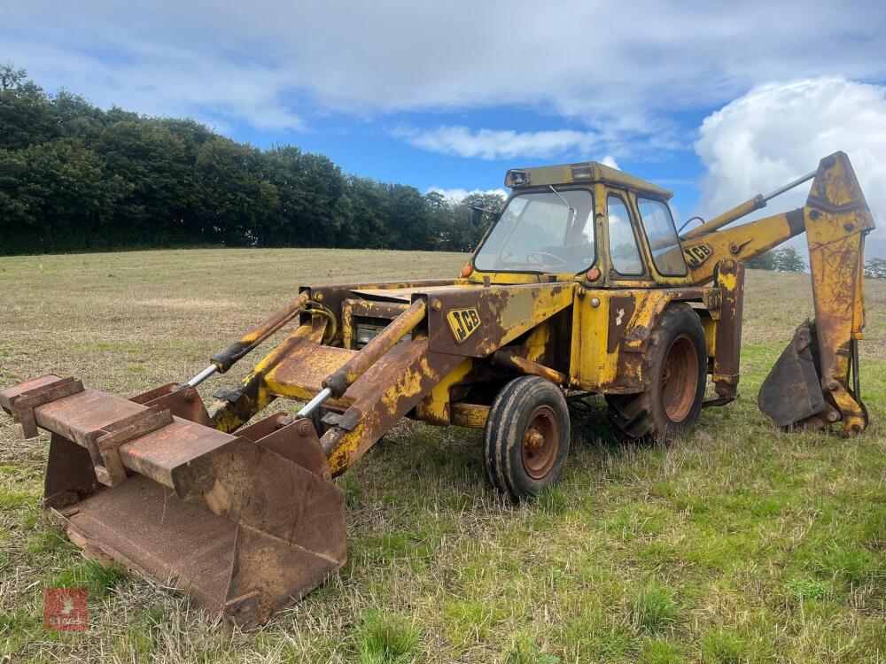 JCB 3CII WHEELED DIGGER