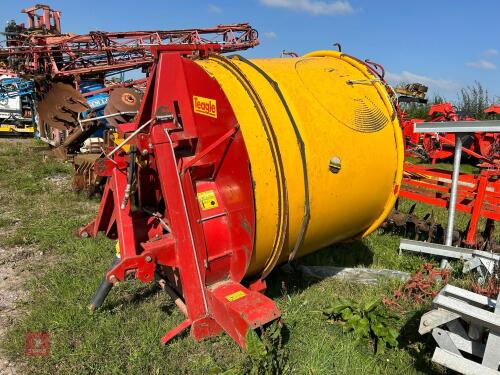 2002 TEAGLE TOMAHAWK 404 BALE SHREDDER