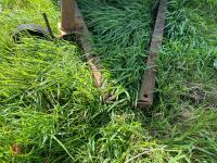 TWIN AXLE HORSE BOX (S/R) - 12