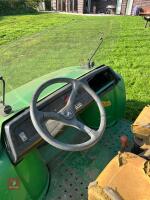 JOHN DEERE GATOR - 4