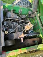 JOHN DEERE GATOR - 5