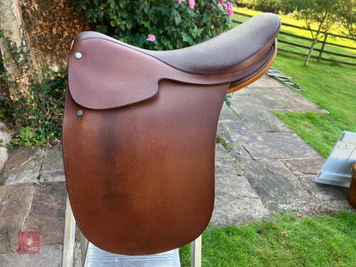 LEATHER SADDLE