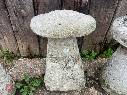 STADDLE STONE