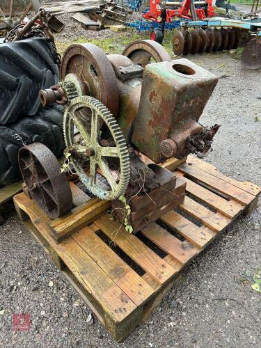STATIONARY ENGINE FROM A DRAG SAW