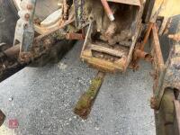 1989 INTERNATIONAL CASE 885 XL TRACTOR - 40