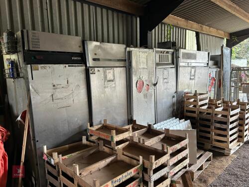 6 INDUSTRIAL FRIDGES