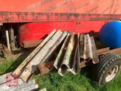 18 MOTORWAY CRASH BARRIERS