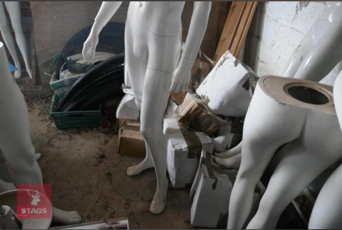 FULL SIZE MALE MANNEQUINS