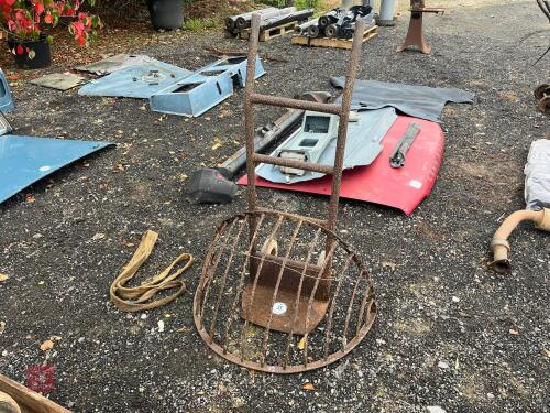 VINTAGE HAY RACK & TRUCKS (33)