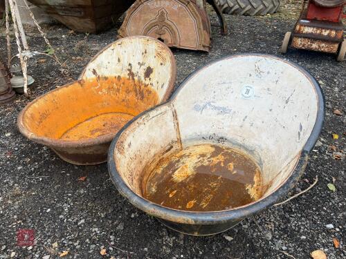 PAIR OF TIN BATHS (39)