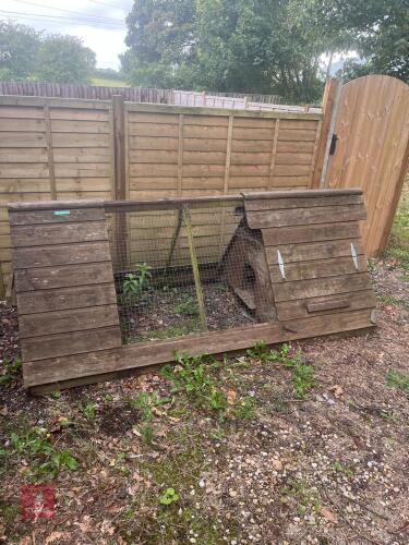 WOODEN CHICKEN RUN