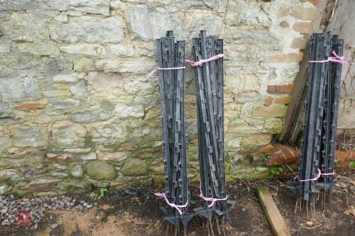 20 PLASTIC ELECTRIC FENCE STAKES