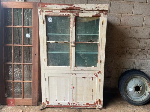 VINTAGE CUPBOARD (74)