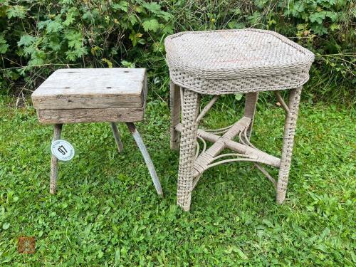 2 STOOLS (97)