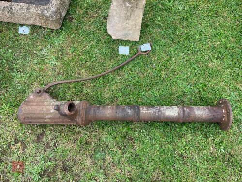 BOMFORDS CAST WELL PUMP (123)