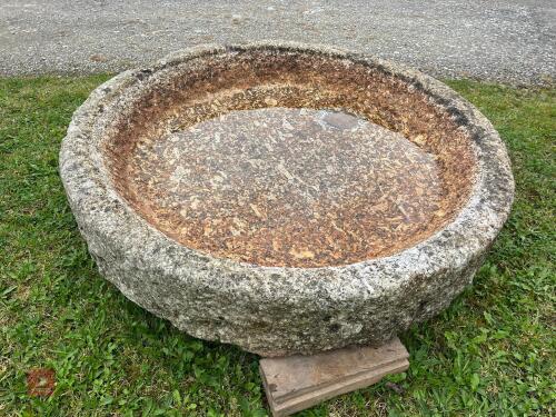 CIRCULAR GRANITE TROUGH (127)