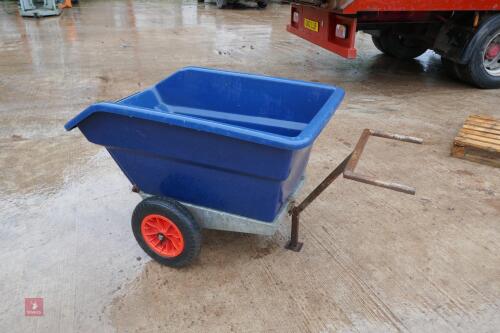 EQUESTRIAN TIPPING WHEELBARROW
