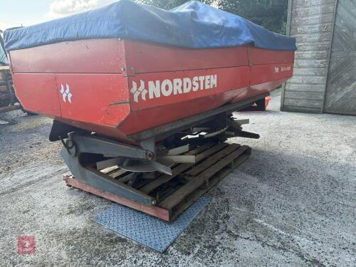 NORDSTEN TWIN-O-MATIC FERTILISER SPREADER